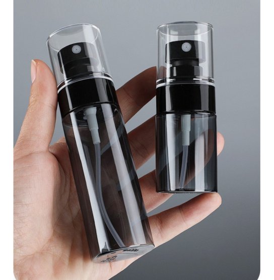 Spray bottle, fine mist spray - black and transparent, 100 ml