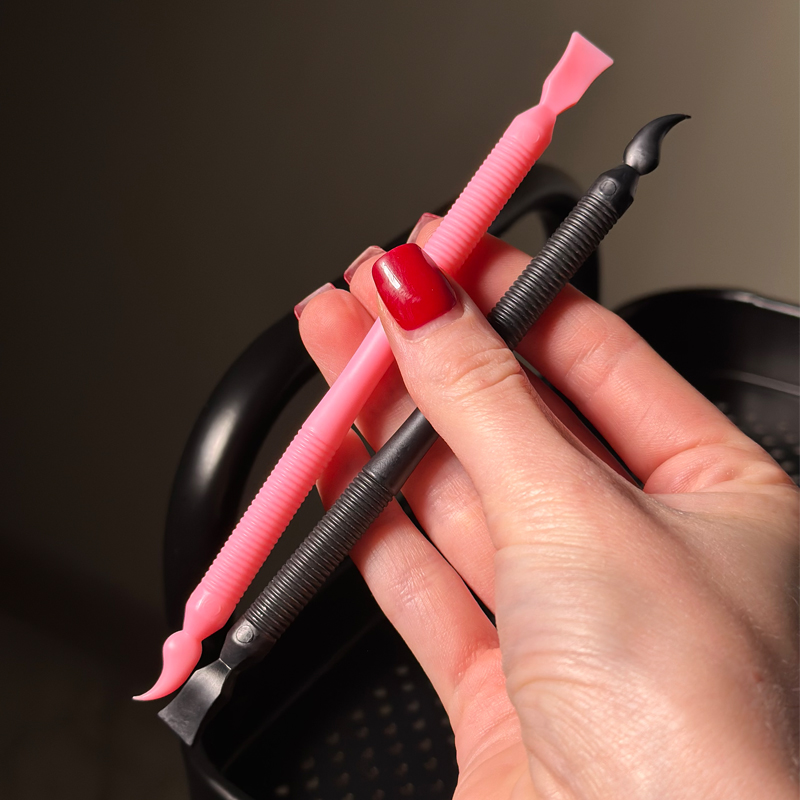 Multifunctional tool for lamination and bio-curling, plastic / black (with hook)
