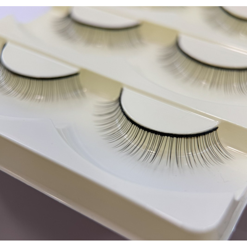 False eyelashes for training mannequin - 5 pairs - beige packaging