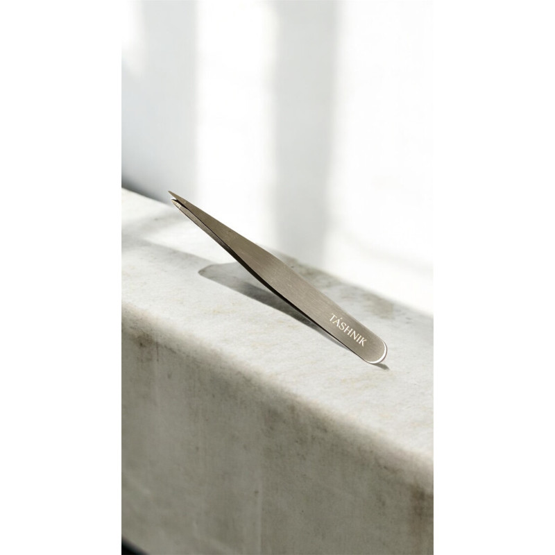 Tashnik "POINT" eyebrow tweezers / metallic
