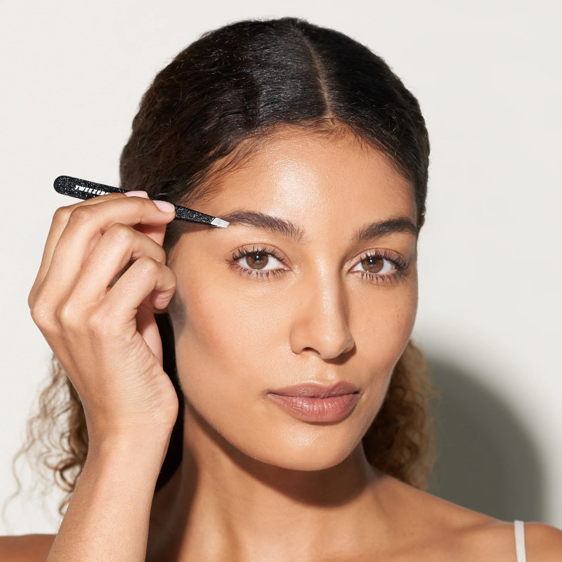 Tweezerman Standard Eyebrow Tweezers - Dusted Onyx - Black Milky Way