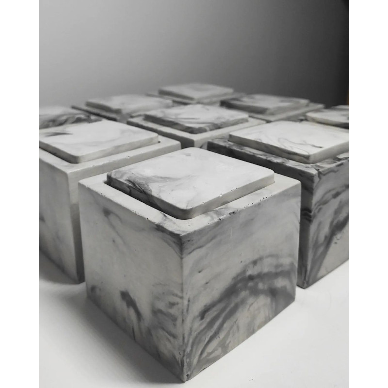 Cube planter stand with lid / pink marble
